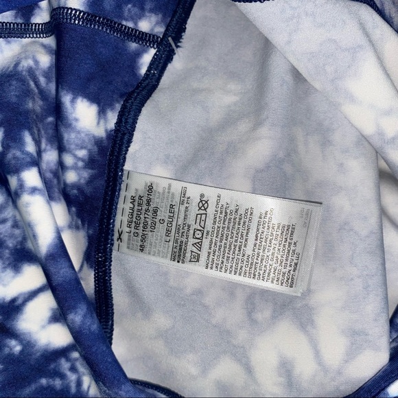 💕Host Pick💕 Gap Maternity Full Panel Tie Dye Crop Leggings - Picture 3 of 8